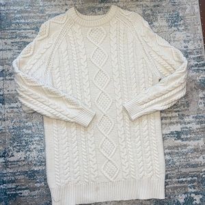 Aritzia Melissa sweater. Sweater Dress.